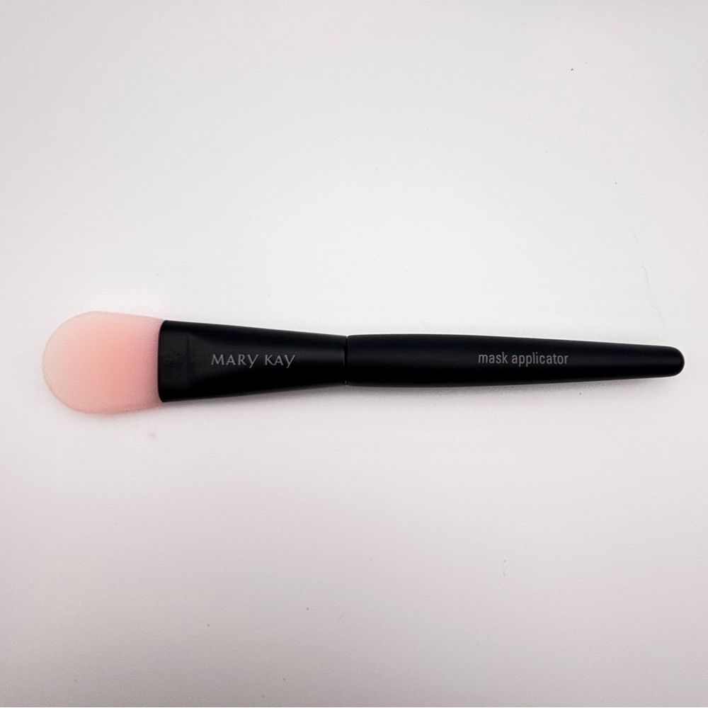 Mary Kay Mask Silicone Applicator Brush
